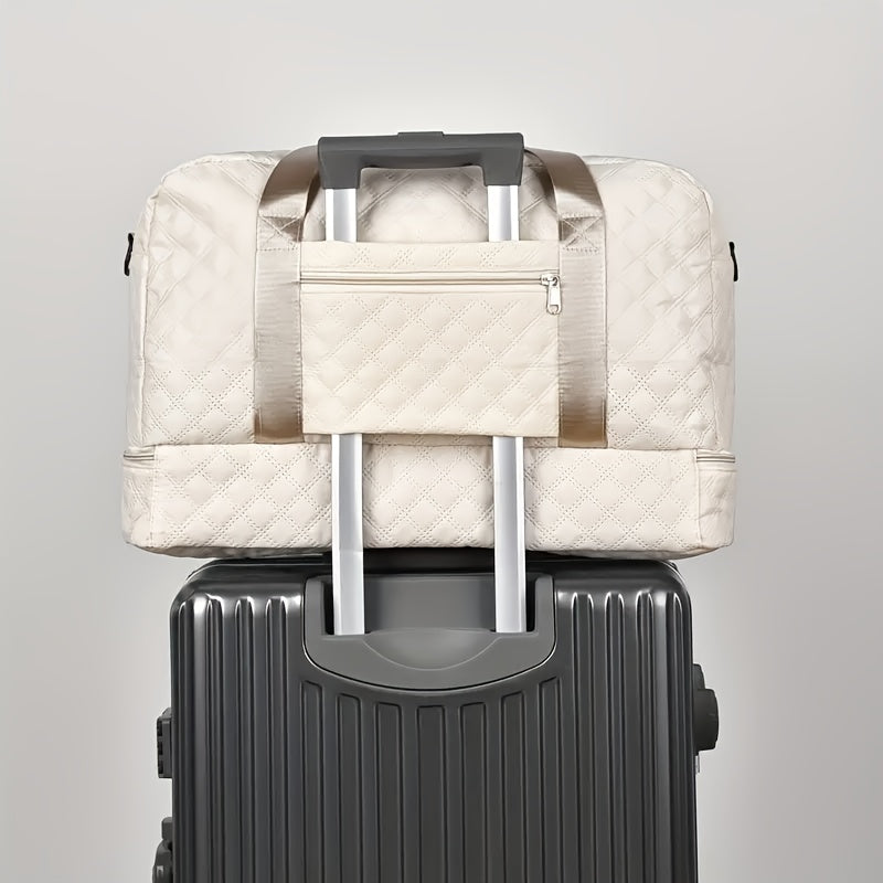 Large Capacity Lightweight Travel Tote Bag with Dry/Wet Separation