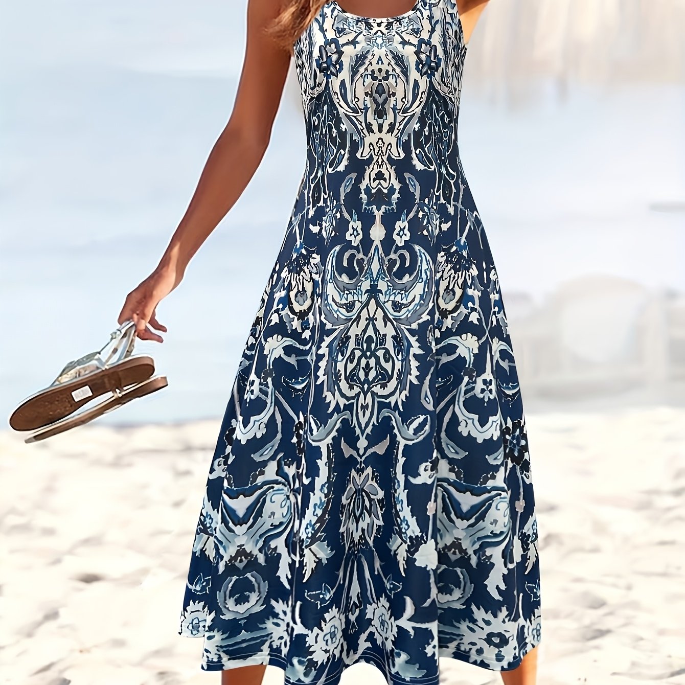 Women's Plus Size Black and White Floral Dress