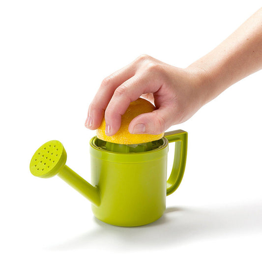 Lemon Squeezer With Pourer and Flip Lid
