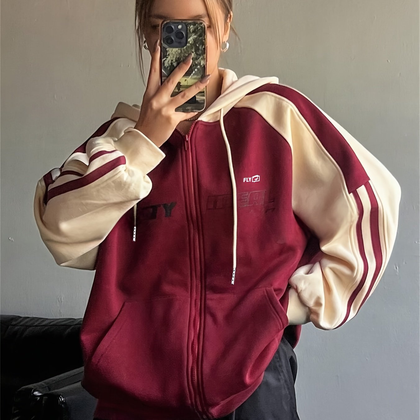 Women's Y2K Color Block Hoodie with "Wealth" Letter Print