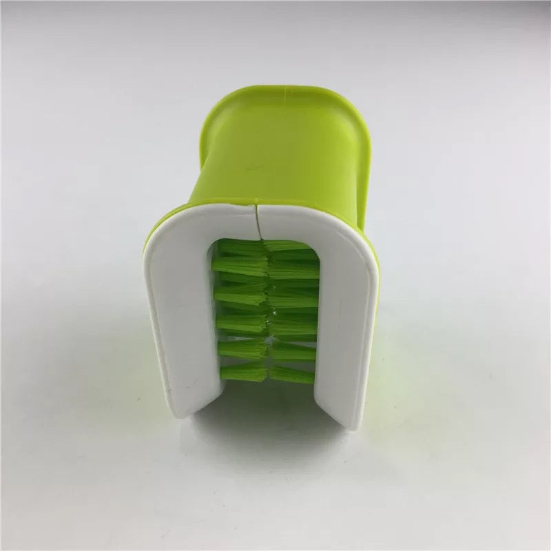 U-Shaped Knife And Cutlery Cleaner Brush