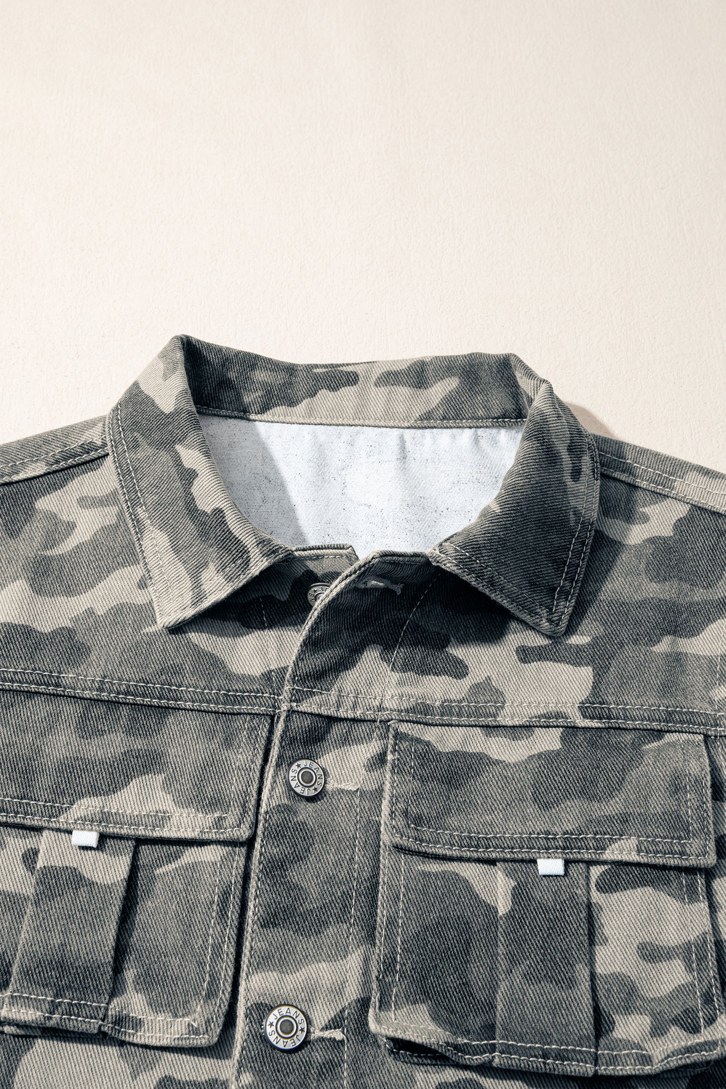 Gilet en jean treillis camouflage vert