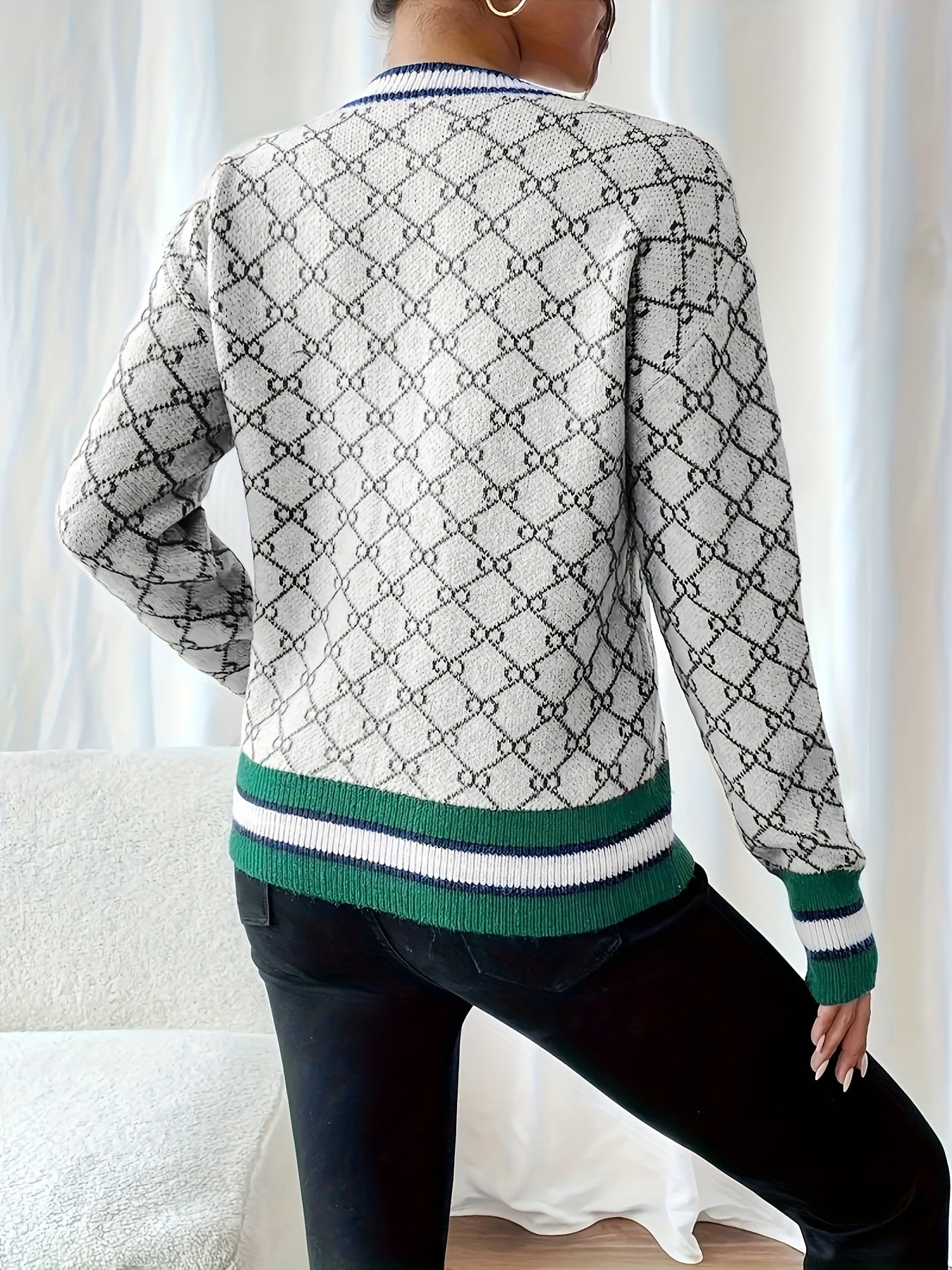 Women's Pink Elegant Geometric Sweater