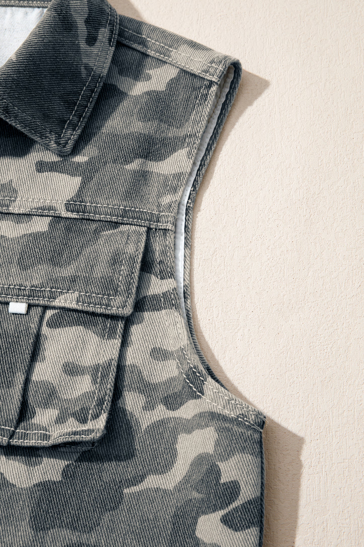 Gilet en jean treillis camouflage vert