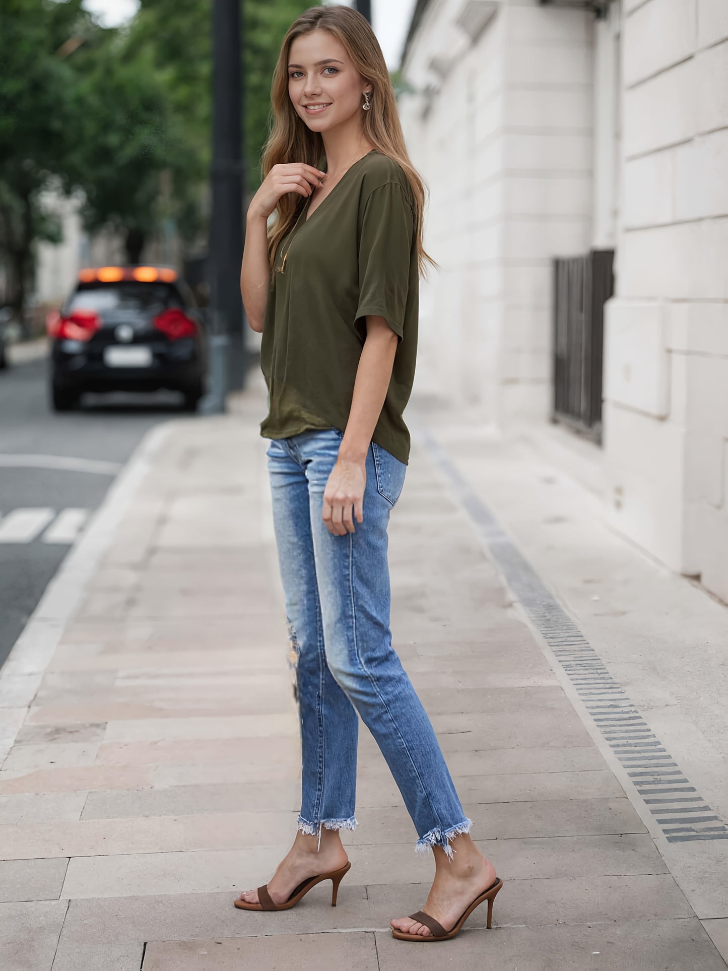 Comfortable Ripped Distressed Stretchy Boyfriend Jeans for Women