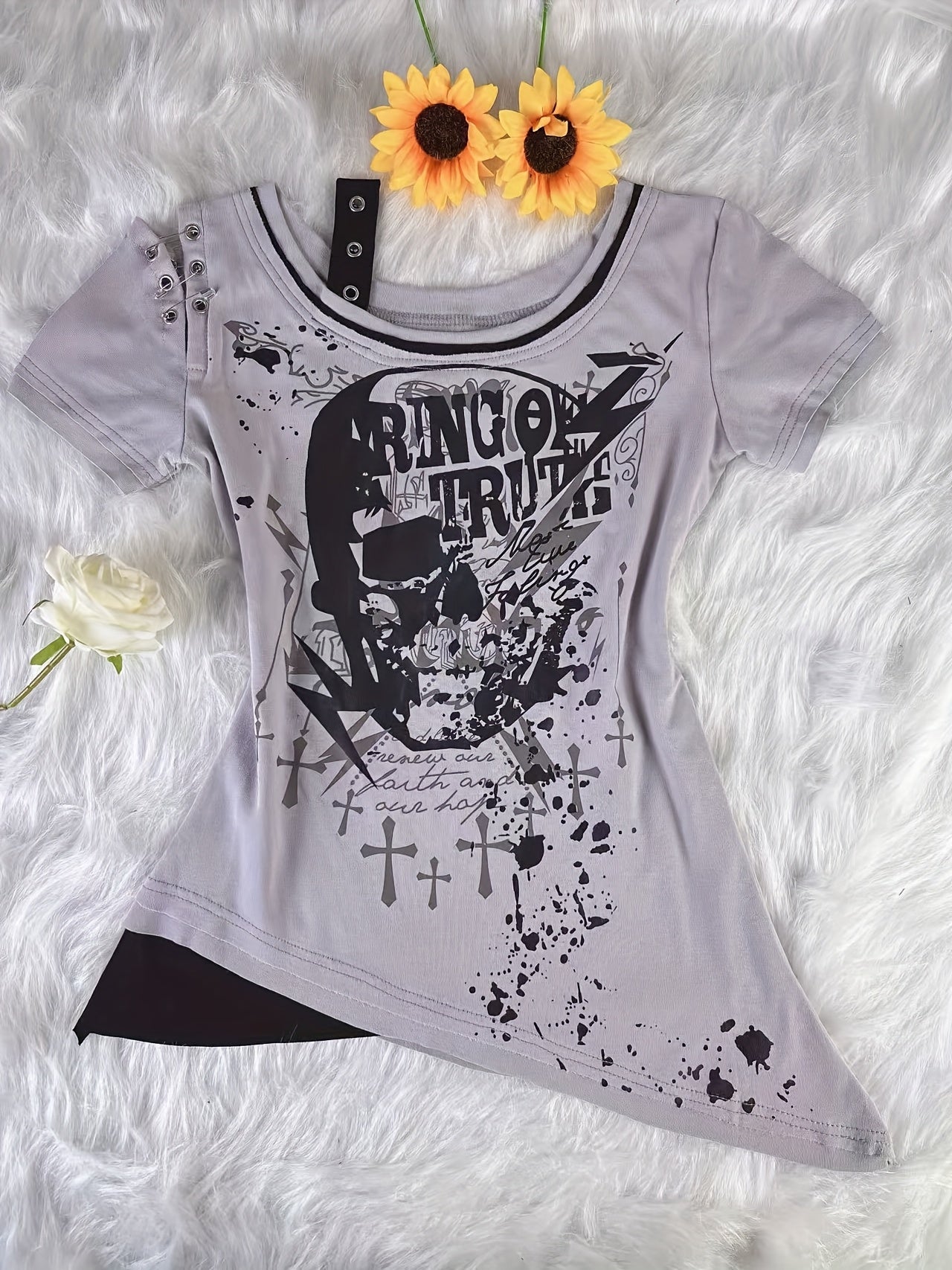 Spicy Y2K Japanese Vintage Skull Fitted T-Shirt