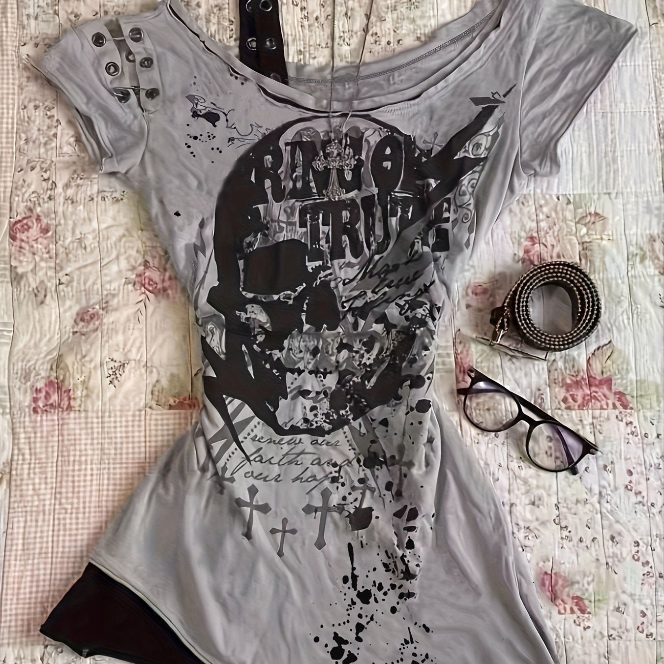 Spicy Y2K Japanese Vintage Skull Fitted T-Shirt