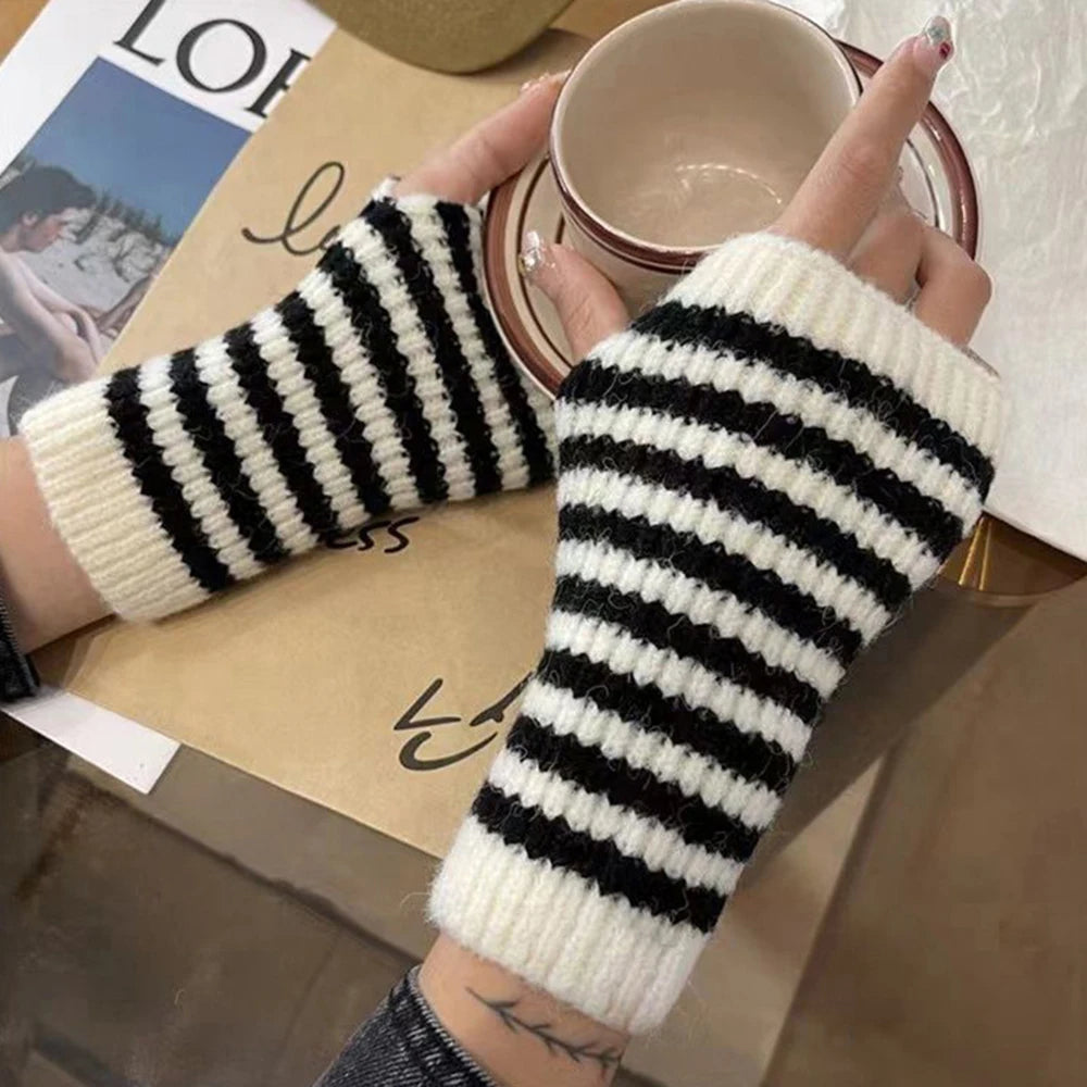 Y2K Fashion Women's Knitted Fingerless Arm Warmers