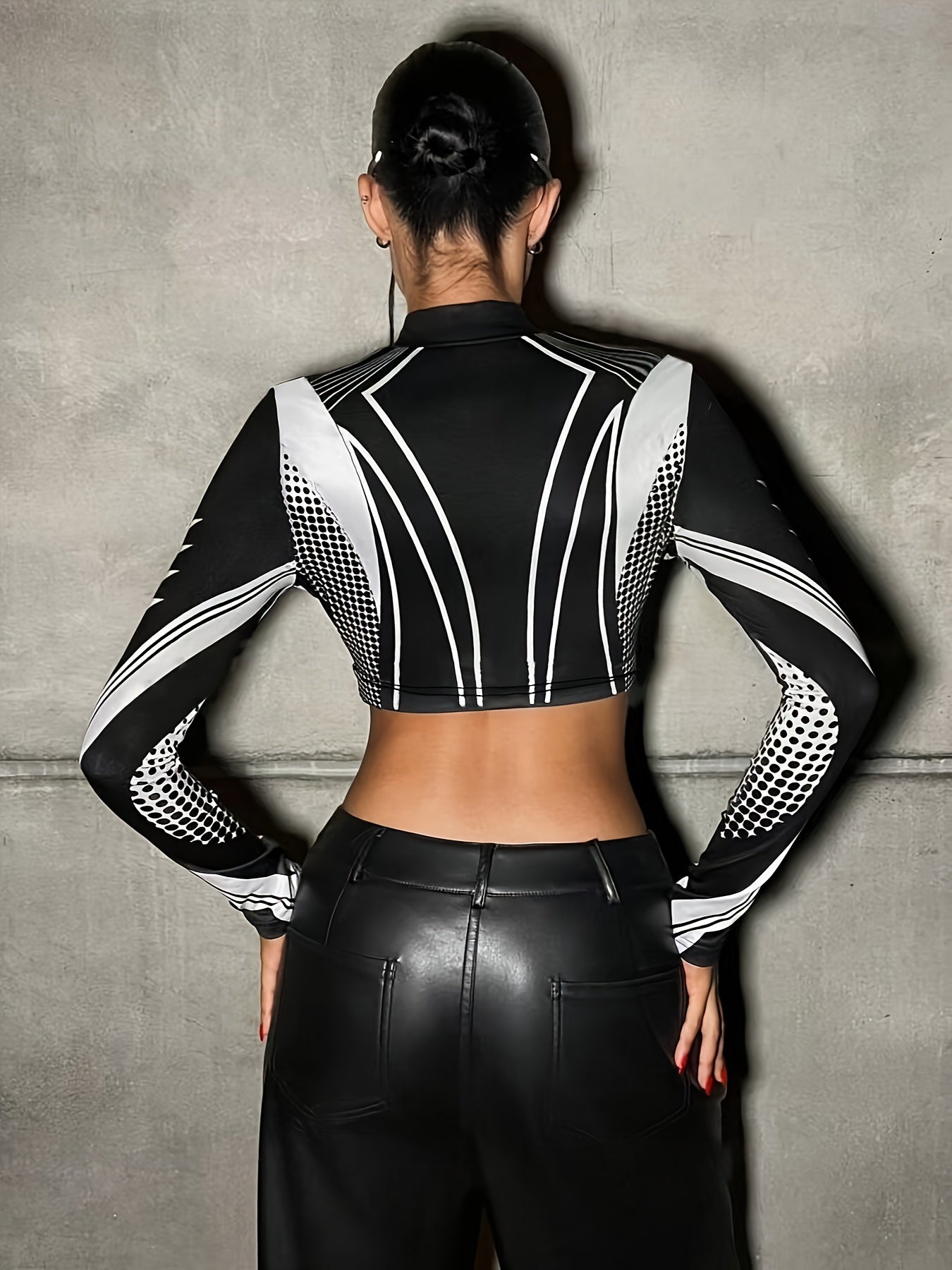 Women's Edgy SPEED Letter Print High Neck Crop Top
