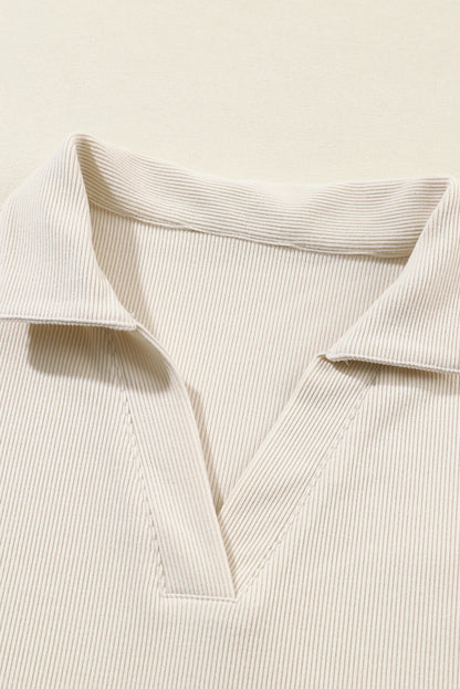 2pcs Beige Collared Split Neck Ribbed Athleisure Outfit