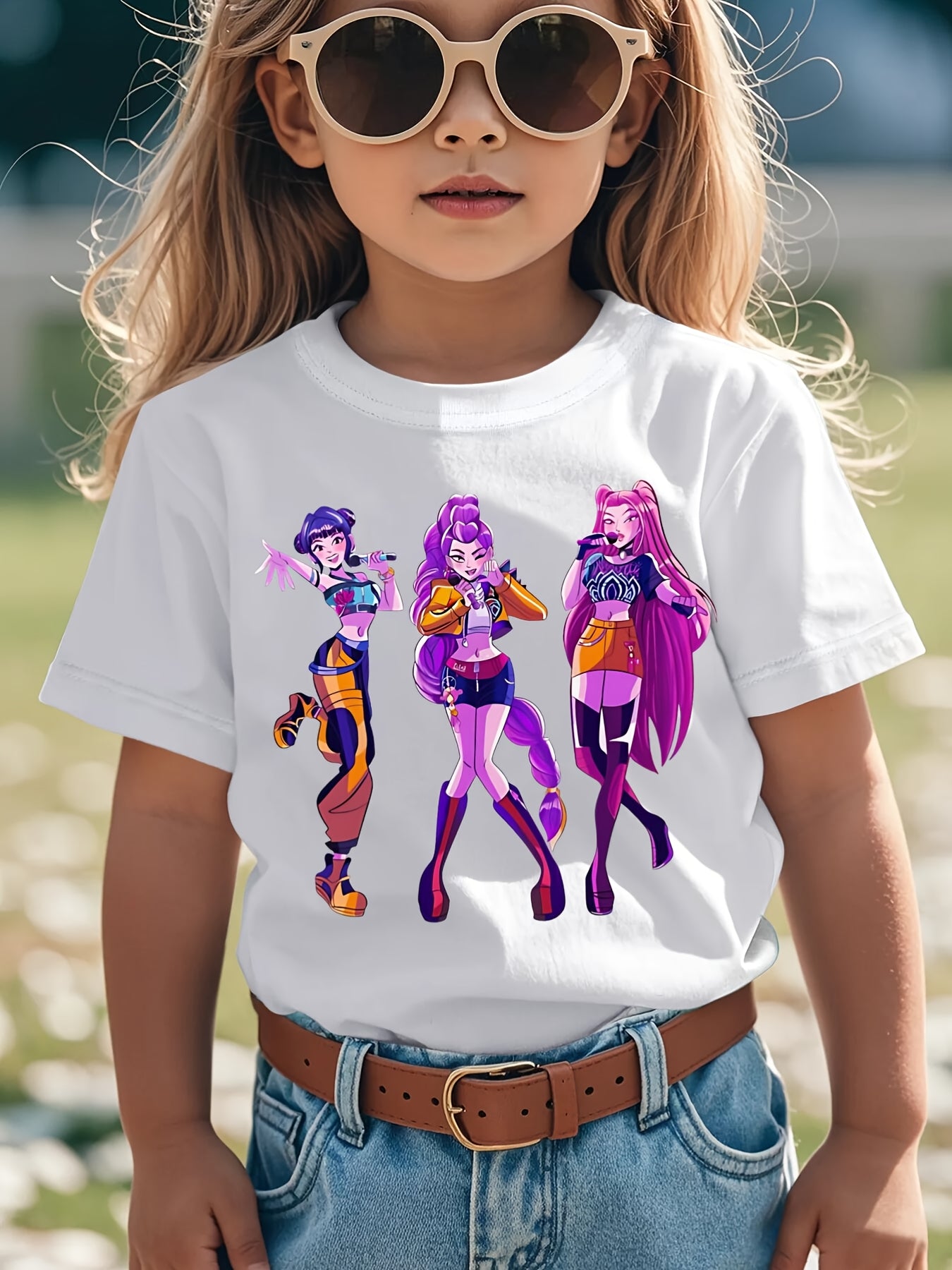 Girls' Kpop Graphic T-Shirt - Black Tee with Purple & Pink Characters