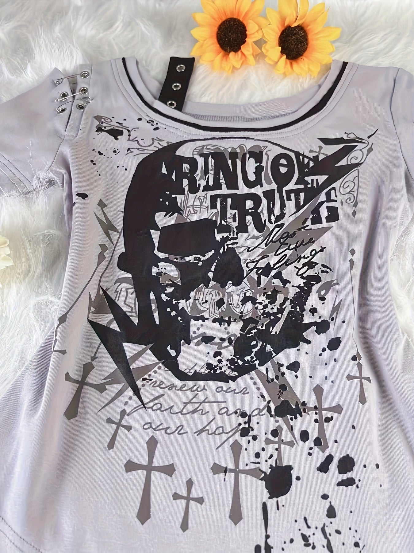 Spicy Y2K Japanese Vintage Skull Fitted T-Shirt